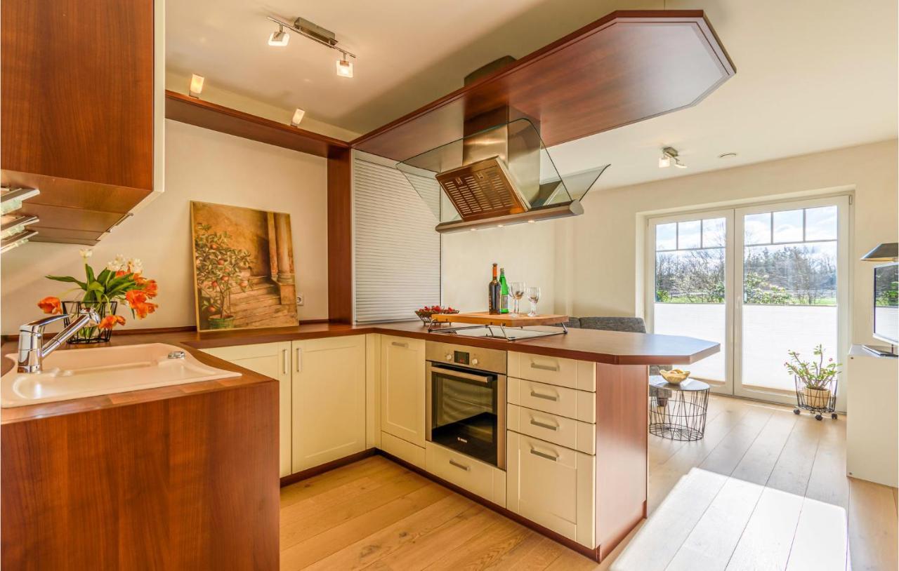 Amazing Apartment In Langenhorn With Kitchen Exteriör bild